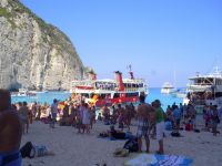 008 BAIA DEL NAUFRAGIO TURISTI IN ESCURSIONE.jpg