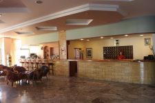 2 HOTEL JASON RECEPTION.jpg