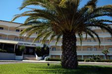 1 HOTEL LIVADI NAYSIFA.jpg