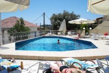 5 POSSIDONIO PISCINA.jpg