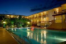 2 HTL ZANTE PARK.JPG