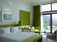 5 SALVADOR DELUXE ROOM  .jpg