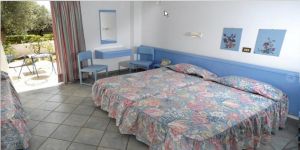 03 HTL HOLIDAY IN BUNGALOW TWIN ROOM.jpg