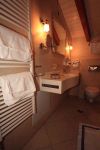 PENTHOUSE BATH ROOM 1 CAMERA.jpg