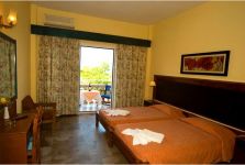08 HOTEL POTAMAKI.jpg