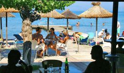 5 DELFINIA SPIAGGIA.jpg