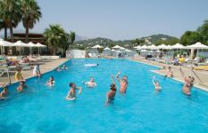 6 HTL CORCYRA BEACH PISCINA.jpg