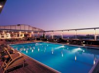 8 HTL DIVANI CARAVEL PISCINA.jpg