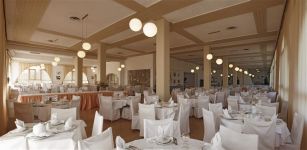 11 EDEN BEACH RISTORANTE.jpg
