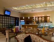 7 HTL CRYSTAL CITY BAR.jpg