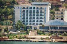 HOTEL BUTRINTI ESTERNO.jpg