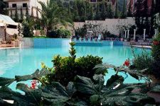 HOTEL BUTRINtI PISCINA .jpg