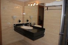 12 HOTEL JAROAL.jpg