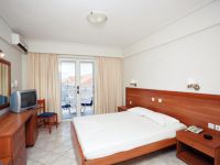 09 MERIDIEN HOTEL .jpg