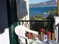 11 FOUR SEASON BALCONE.jpg