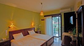 13 HOTEL MAISTRALI.jpg