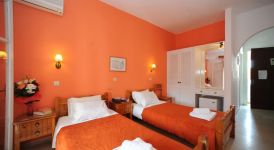 06 HOTEL ILIADA.jpg
