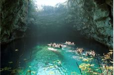 12 GROTTE DI MELISSANIi.jpg