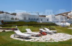 02 HTL MYKONOS BAY.jpg