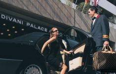 02 HTL DIVANIS 02PALACE.jpg